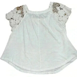 Love on a Hanger white cotton crochet sleeve detail blouse shirt, ruffle detail